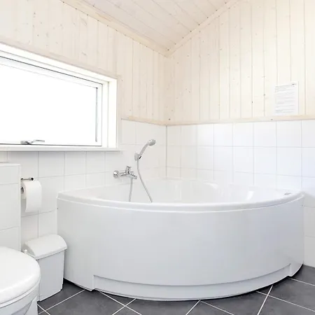 بيت للعطل Hearth And Sauna Retreat In *