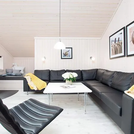 Hearth And Sauna Retreat In بيت للعطل Großenbrode