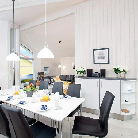 Hearth And Sauna Retreat In بيت للعطل *