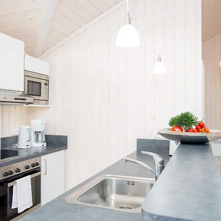 Hearth And Sauna Retreat In بيت للعطل Großenbrode